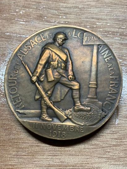null MEDAILLE en bronze, Retour de l'Alsace et de la Lorraine à la France, 11 novembre...