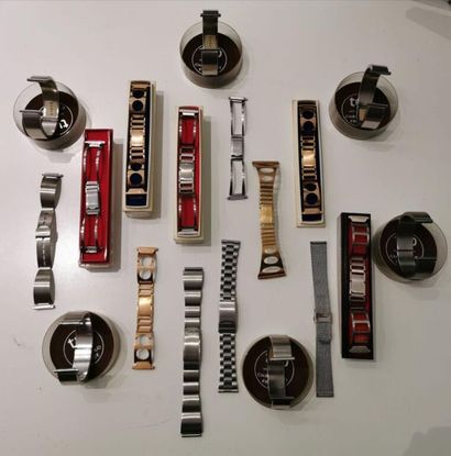 LOT de bracelets de montres des années 1970,...