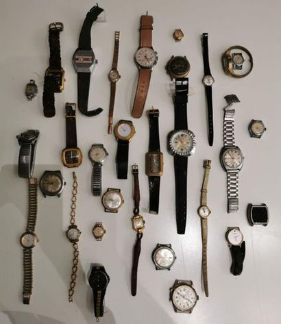 null LOT de montres diverses, en l'état.