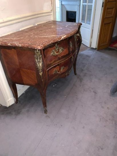 null COMMODE with a front curved on all sides, in veneer wood opening by two drawers,...