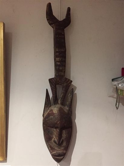null * Masque Dogon, Mali. 

H. : 89,5 cm.

Partie supérieure accidentée.