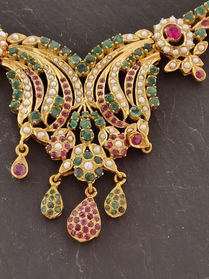 null Indian style necklace in 18K gold (750 thousandths) entirely set with half pearls,...