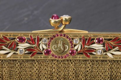 null Alexis and Lucien FALIZE, circa 1870/80. Large yellow gold (750/1000th) cotte-de-maille...