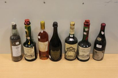 null Lot comprenant : 

- 13 bouteilles de Calvados, Château Le Breuil en Auge

-...