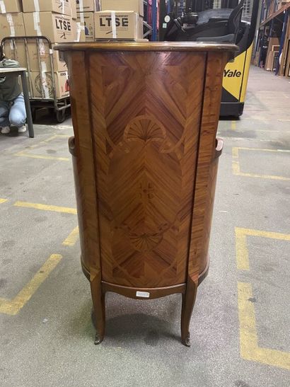 null Mahogany, veneer and marquetry middle cabinet, oval section, opening with four...