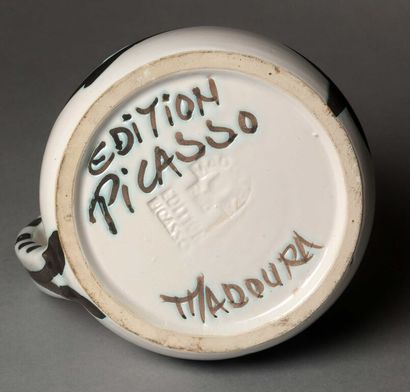 null Pablo PICASSO (1881-1973) & MADOURA

Pichet « Têtes » en céramique de terre...