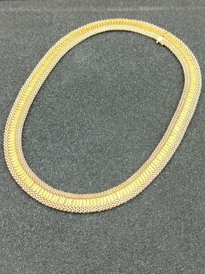 null COLLIER en or jaune 750 mm (18K) à maille souple et plate, fermoir cliquet et...