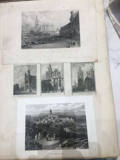 null Album en l'état de photographies , certaines sur papier albuminé vers 1880,...