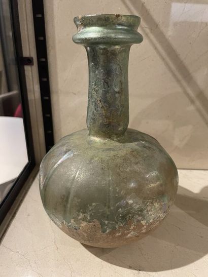 Bottle with globular body decorated with...