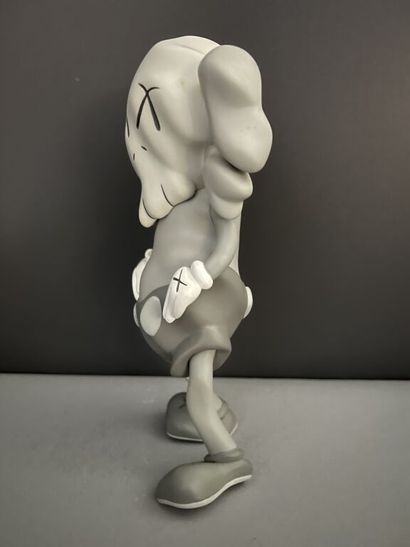 null KAWS & Robert LAZZARINI & MEDICOM.

Distorted Companion (White), 2010.

Kaws...