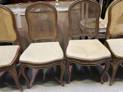 null 
/// NON VENU 



6 chaises cannées en bois naturel à dossier à la Reine violoné.




Style...