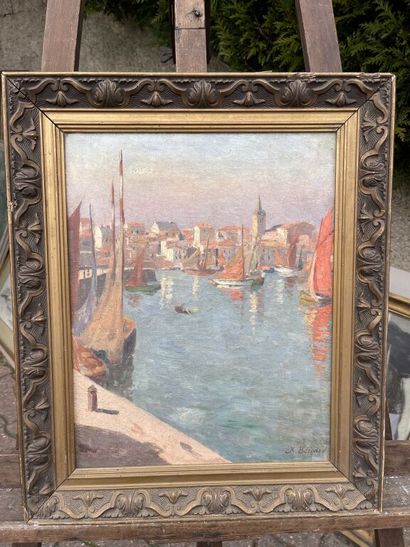 null François-Xavier BRICARD (1881-1935)

View of a port.

Oil on canvas.

Signed...