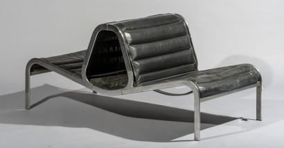 null Olivier MOURGUE (born in 1939).

Rare double armchair " back to back " of the...
