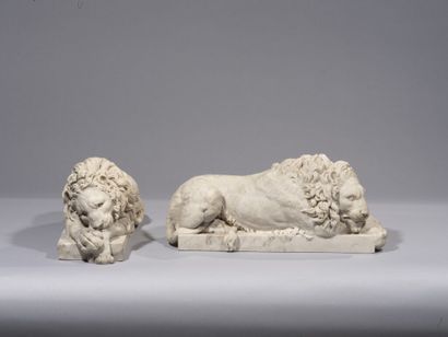  After Antonio CANOVA. 
Two pendant sculptures in Coade stone, representing lions...