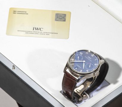 null IWC. Large aviator's watch with 7-day power reserve.

Steel men's wristwatch,...
