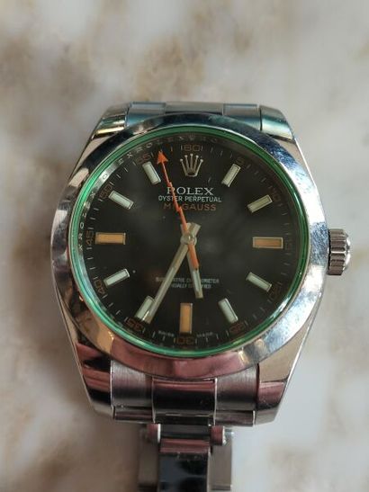 null 
ROLEX. Model Milgauss, Oyster perpetual milgauss. 




Ref. 116400GV.




Steel...