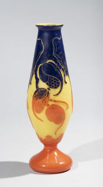  Charles SCHNEIDER (1881-1953). 
Important vase ovoïde sur base bulbeuse et col évasé...