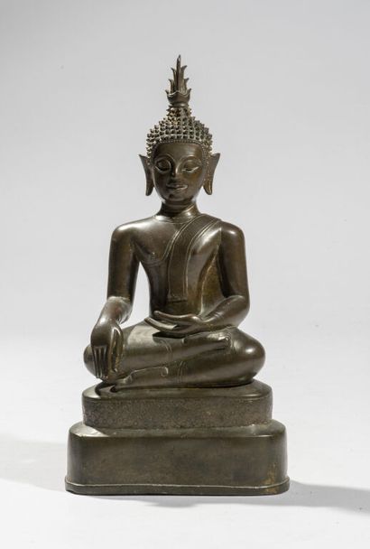 null THAILAND or LAOS.

Statuette of Buddha in bronze, represented seated in padmasana...