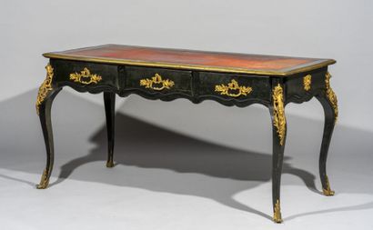  Rectangular flat desk in black lacquered wood, opening with three drawers in the...