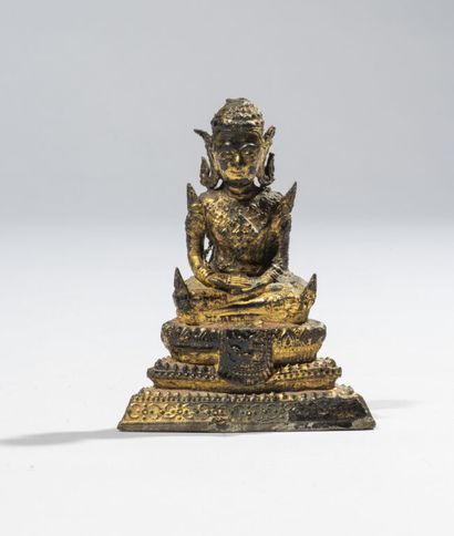 THAILAND. 
Statuette of Buddha in gold lacquered...