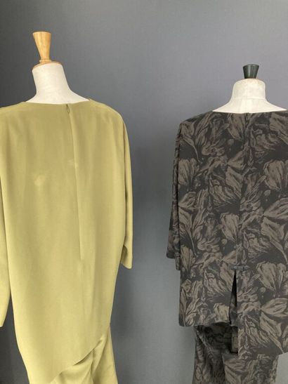  PIERRE CARDIN 
Lot including two dressed sets: 
- The first in mixed silk green...
