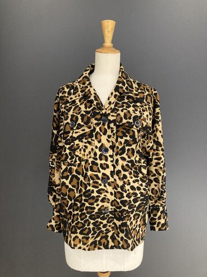 null YVES SAINT LAURENT RIVE GAUCHE

Cotton blend blouse with leopard print and leopard...