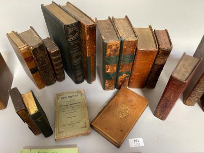 null A set of bound books from the 18th and 19th c:BALZAC petite misère de la vie...