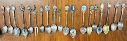 [SWITZERLAND]

19 collector's spoons in metal,...