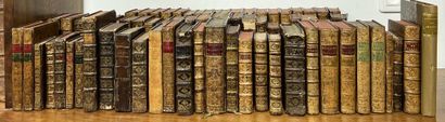 null Lot of bound books from the 18th to the 20th century such as :
- MAROT (Clement)....