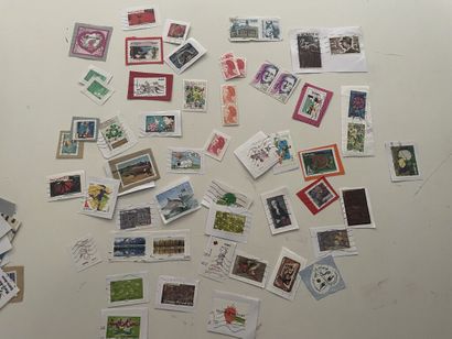 null Collection de timbres modernes dont France, Tunisie, Maroc, Algérie et découpes...
