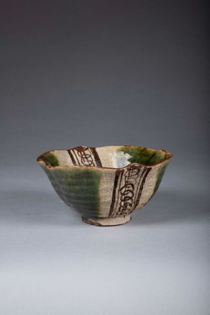 JAPAN, MINO kilns, ORIBE style. 
Stoneware...