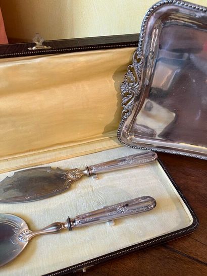 null Lot of silver metal including parts of Christofle household with cutlery, ladles,...