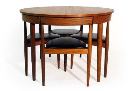 Hans OLSEN (1902-1983) / FREM ROJLE DANEMARK Table de salle à manger circulaire avec...