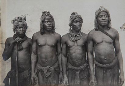 [Afrique] Capitaine Antony COTTES (1871-1913). Délimitation Congo-Kamerun 1905-1908....