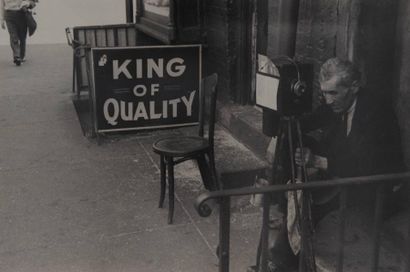 Henri Cartier-Bresson (1908-2004) King of quality, New-York, 1935. Épreuve gélatino-argentique...