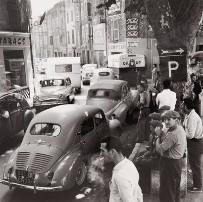 Robert Doisneau (1912-1994) Nationale 7, Tourves, août, 1959. Épreuve argentique...