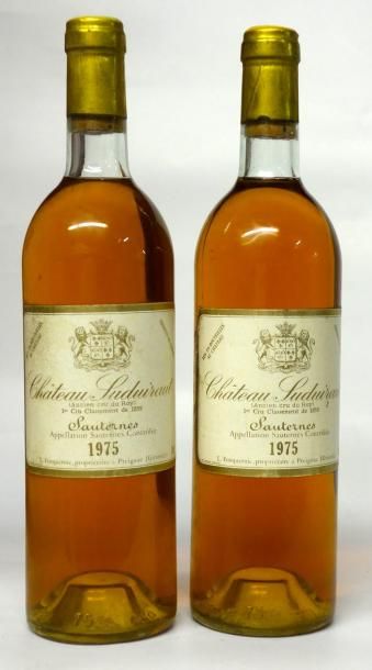 VINS BLANCS DE BORDEAUX 2 Bouteilles SUDUIRAUT 1er CRU CLASSÉ SAUTERNES 1975 Étiquettes...