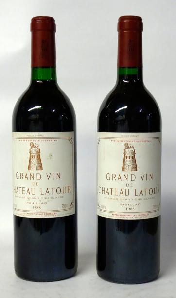 VINS ROUGES DE BORDEAUX 2 Bouteilles CHÂTEAU LATOUR 1er GRAND CRU CLASSÉ PAUILLAC...