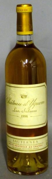 null 1 Bouteille CHÂTEAU D'YQUEM 1998 Niveau bas goulot. Level low neck