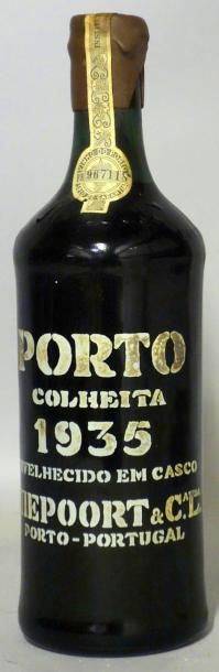 null 1 Bouteille PORTO COLHEITA NIEPOORT 1935 Mise en Bouteille en 1973