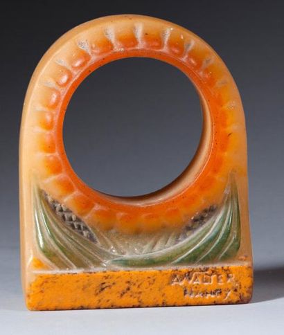 AMALRIC WALTER (1870-1959) / NANCY Base de pendulette en pâte de verre colorée dans...
