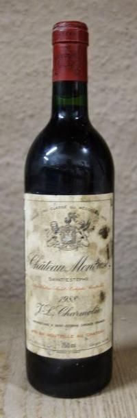 null 1 Bouteille Château Montrose 1988 St. Estephe Étiquette tachée. Label stain...