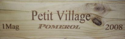 null 1 Magnum Château Petit Village 2008 Pomerol Caisse bois d'origine. Original...