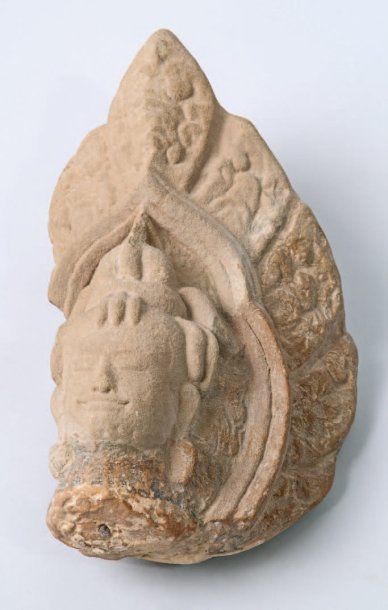 Tête de Bouddha. Cambodge X-XIIe siècle