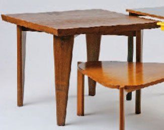 PIERRE JEANNERET (1896-1967). Table en teck massif modèle « square » à plateau carré...