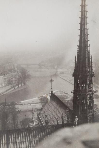 GERMAINE KRULL (1897-1985) Paris vers 1930: Le Pont Marie, Paris 4e; La Sorbonne,...
