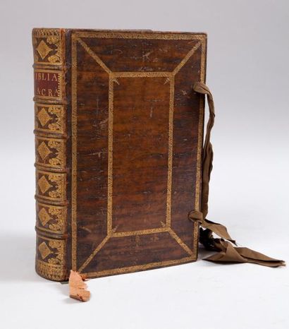 null [Bible. Néerlandais. 1690]. Biblia sacra, dat is: de heylige schriftuer, bedeylt...