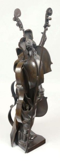ARMAN (1928-2005) Venus au violon, 1988. Bronze patiné signé et numéroté 5/8. Bocquel,...