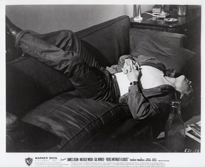 null LA FUREUR DE VIVRE / REBEL WITHOUT A CAUSE James Dean dans le film de Nicholas...