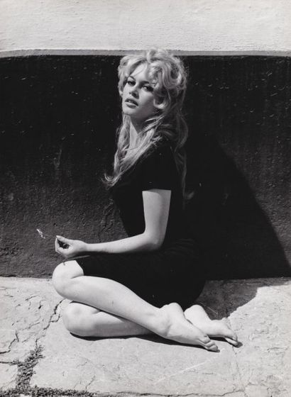 LA FEMME ET LE PANTIN Brigitte Bardot dans...